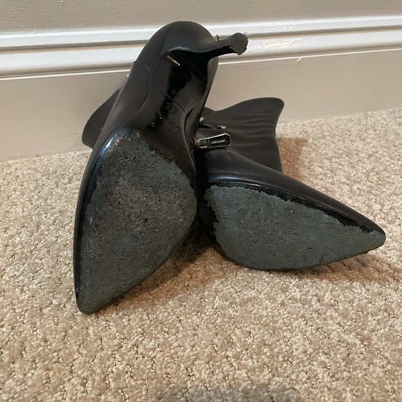 Longchamp Black Leather Booties Sz 8 (Retail $785) - Picture 10 of 12